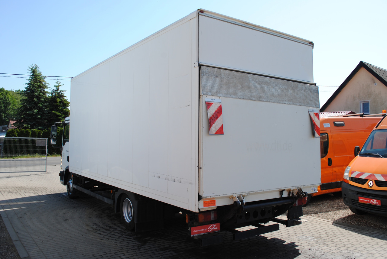 MAN TGL 12.180 - Camion furgon: Foto 4 MAN TGL 12.180 - Camion furgon: Foto 4