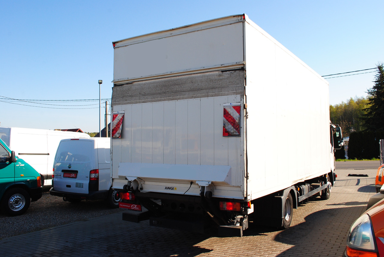MAN TGL 8.180 - Camion furgon: Foto 5 MAN TGL 8.180 - Camion furgon: Foto 5