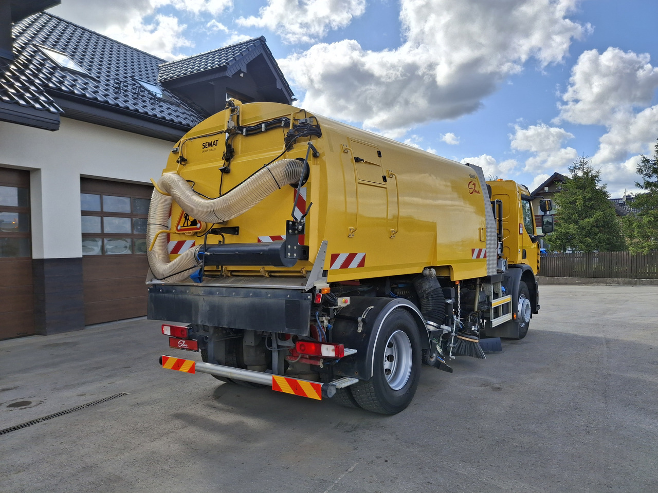 Măturătoare stradală RENAULT C280 Kehrmaschine Zamiatarka SEMAT Zoeller FAUN Karcher L/R 2 Motoren 2018r 740 Mth Euro 6: Foto 19 Măturătoare stradală RENAULT C280 Kehrmaschine Zamiatarka SEMAT Zoeller FAUN Karcher L/R 2 Motoren 2018r 740 Mth Euro 6: Foto 19