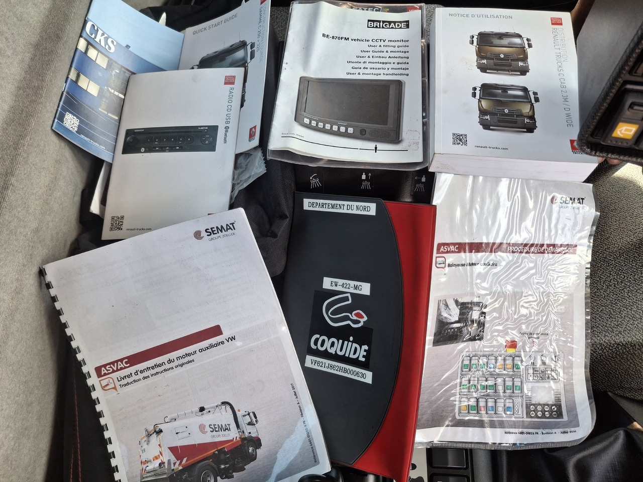 Măturătoare stradală RENAULT C280 Kehrmaschine Zamiatarka SEMAT Zoeller FAUN Karcher L/R 2 Motoren 2018r 740 Mth Euro 6: Foto 46 Măturătoare stradală RENAULT C280 Kehrmaschine Zamiatarka SEMAT Zoeller FAUN Karcher L/R 2 Motoren 2018r 740 Mth Euro 6: Foto 46