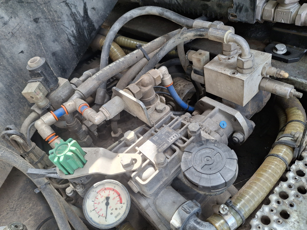 Măturătoare stradală RENAULT C280 Kehrmaschine Zamiatarka SEMAT Zoeller FAUN Karcher L/R 2 Motoren 2018r 740 Mth Euro 6: Foto 23 Măturătoare stradală RENAULT C280 Kehrmaschine Zamiatarka SEMAT Zoeller FAUN Karcher L/R 2 Motoren 2018r 740 Mth Euro 6: Foto 23