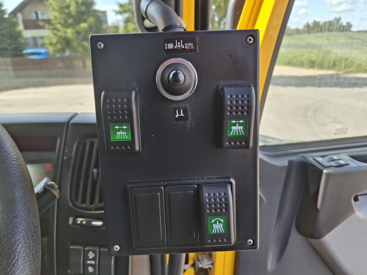 Măturătoare stradală RENAULT C280 Kehrmaschine Zamiatarka SEMAT Zoeller FAUN Karcher L/R 2 Motoren 2018r 740 Mth Euro 6: Foto 41 Măturătoare stradală RENAULT C280 Kehrmaschine Zamiatarka SEMAT Zoeller FAUN Karcher L/R 2 Motoren 2018r 740 Mth Euro 6: Foto 41