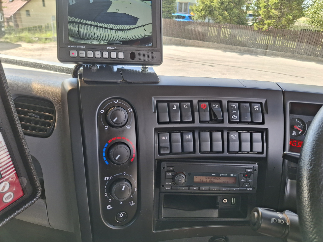 Măturătoare stradală RENAULT C280 Kehrmaschine Zamiatarka SEMAT Zoeller FAUN Karcher L/R 2 Motoren 2018r 740 Mth Euro 6: Foto 37 Măturătoare stradală RENAULT C280 Kehrmaschine Zamiatarka SEMAT Zoeller FAUN Karcher L/R 2 Motoren 2018r 740 Mth Euro 6: Foto 37