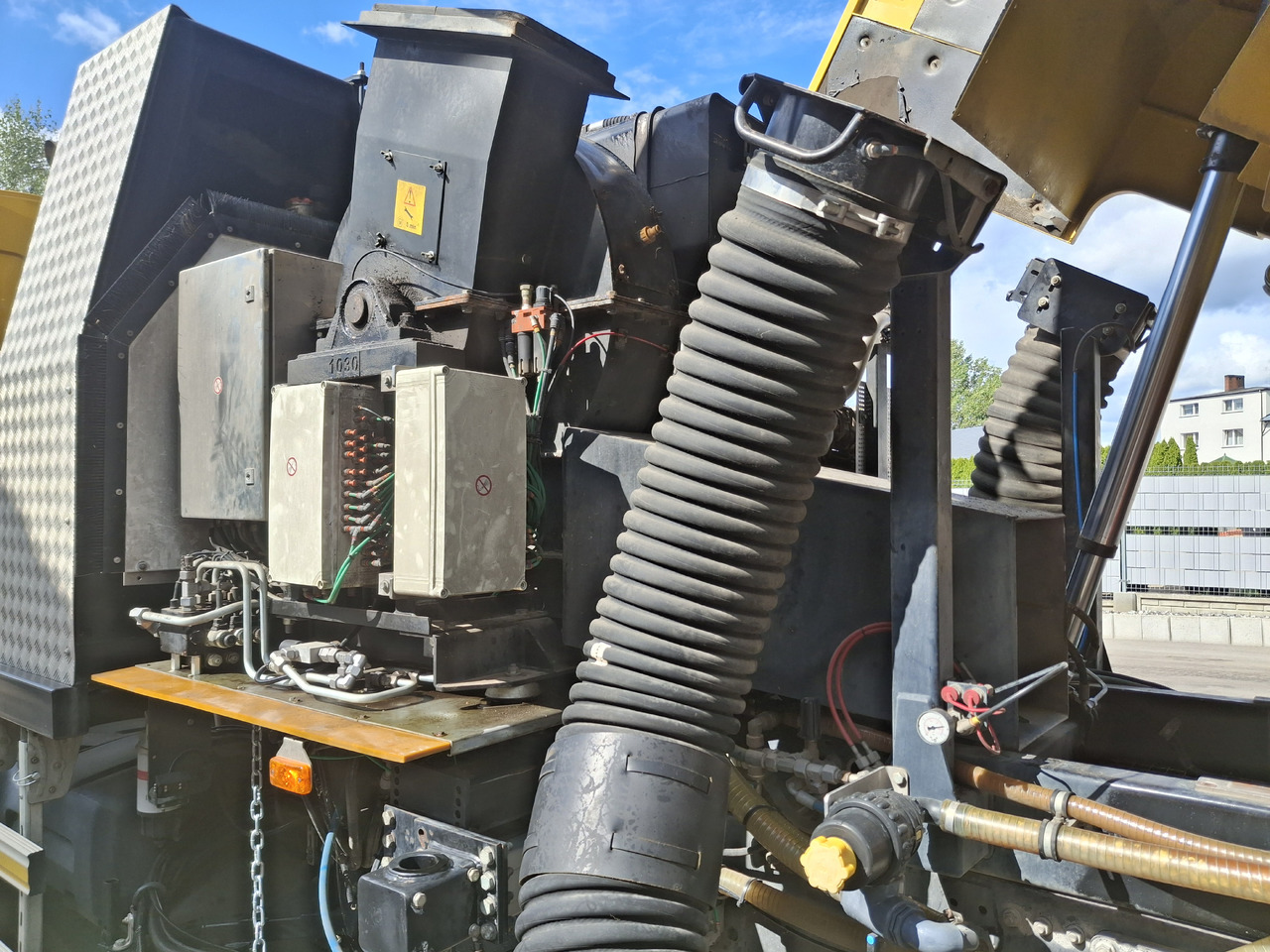 Măturătoare stradală RENAULT C280 Kehrmaschine Zamiatarka SEMAT Zoeller FAUN Karcher L/R 2 Motoren 2018r 740 Mth Euro 6: Foto 26 Măturătoare stradală RENAULT C280 Kehrmaschine Zamiatarka SEMAT Zoeller FAUN Karcher L/R 2 Motoren 2018r 740 Mth Euro 6: Foto 26