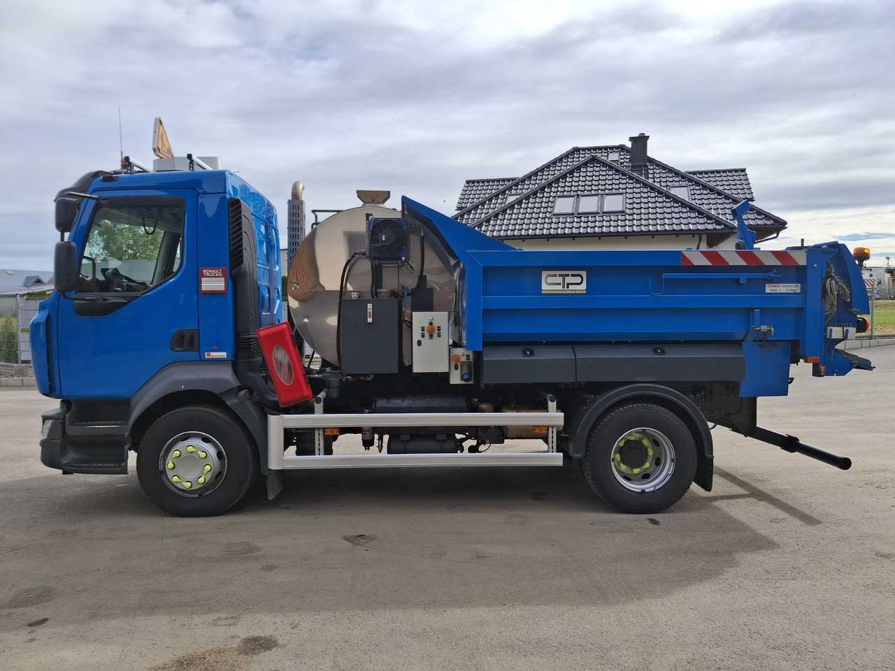 Renault D16 - Gudronator: Foto 5 Renault D16 - Gudronator: Foto 5