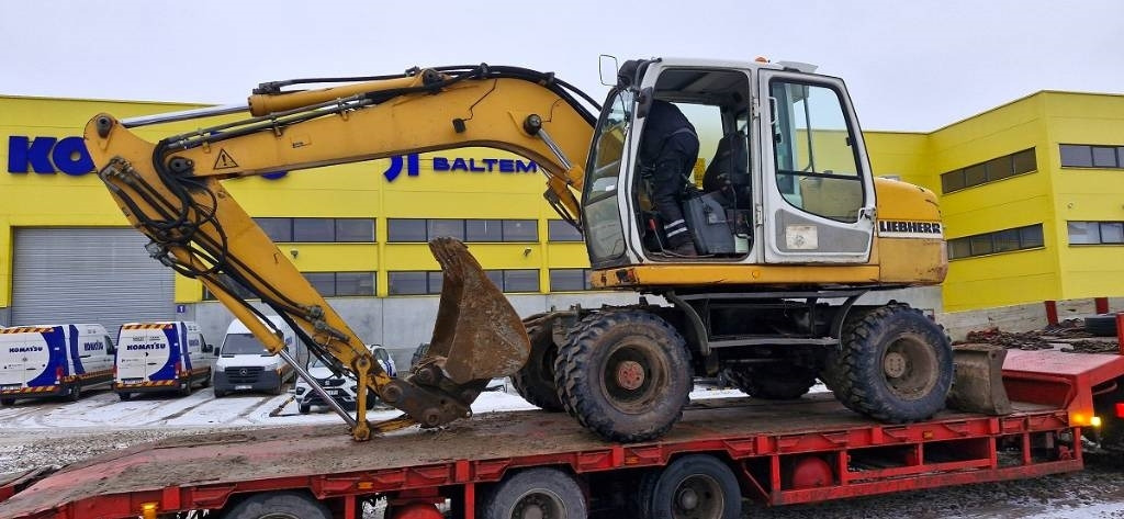 Liebherr A 314 - Excavator pe roţi: Foto 4 Liebherr A 314 - Excavator pe roţi: Foto 4