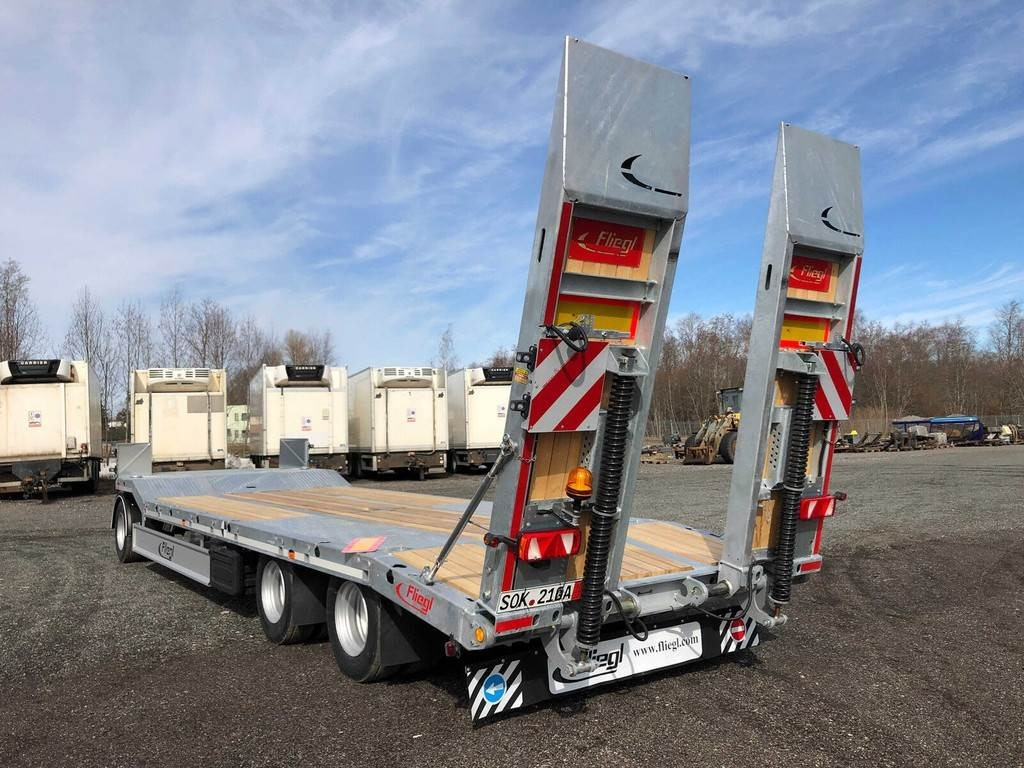 Fliegl DTS-S 300 - Remorcă transport agabaritic: Foto 2 Fliegl DTS-S 300 - Remorcă transport agabaritic: Foto 2