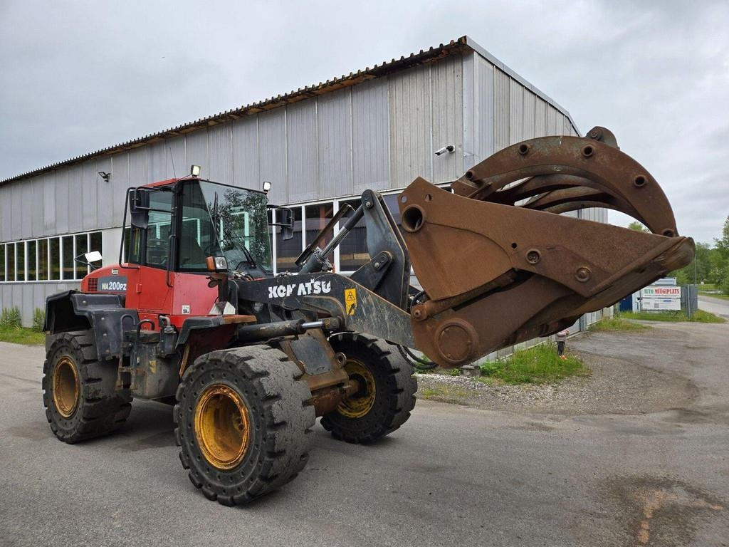 Komatsu WA200PZ-6 - Încărcător frontal pe pneuri: Foto 4 Komatsu WA200PZ-6 - Încărcător frontal pe pneuri: Foto 4