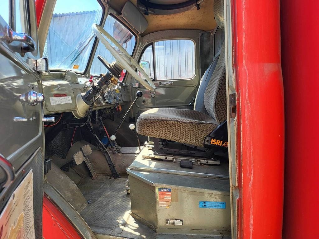 Magirus Deutz 125D 10A 4X4 91kW - Autospeciala de stins incendii: Foto 5 Magirus Deutz 125D 10A 4X4 91kW - Autospeciala de stins incendii: Foto 5