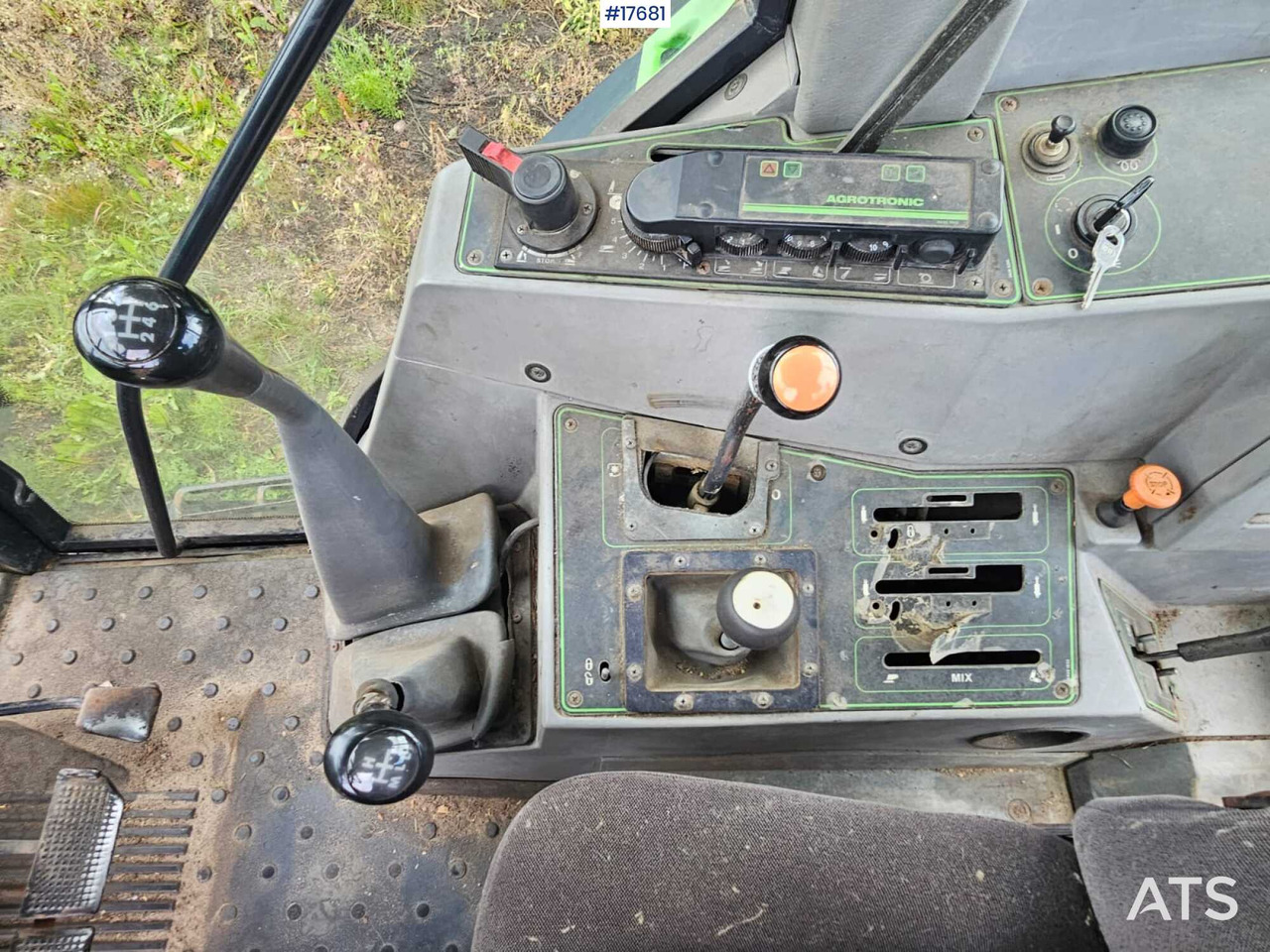 Tractor agricol 1993 Deutz-Fahr: Foto 19 Tractor agricol 1993 Deutz-Fahr: Foto 19