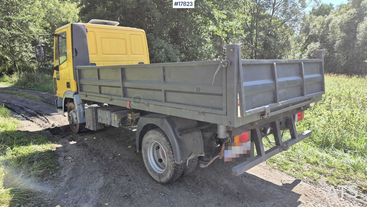 IVECO 75E15 EURO CARGO tipper (2003) - Camion basculantă: Foto 4 IVECO 75E15 EURO CARGO tipper (2003) - Camion basculantă: Foto 4