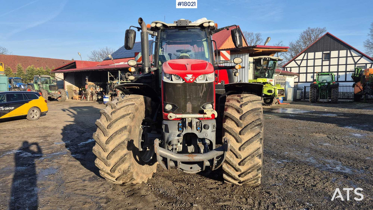 Massey Ferguson 8740S agricultural tractor (2019) - Tractor agricol: Foto 2 Massey Ferguson 8740S agricultural tractor (2019) - Tractor agricol: Foto 2