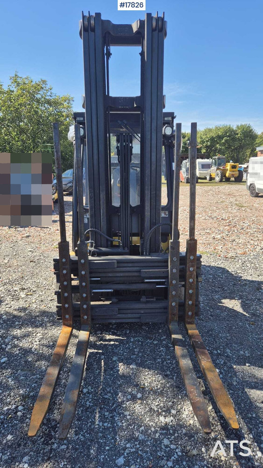 YALE GLP35VX Forklift (2017) - Stivuitor GPL: Foto 5 YALE GLP35VX Forklift (2017) - Stivuitor GPL: Foto 5