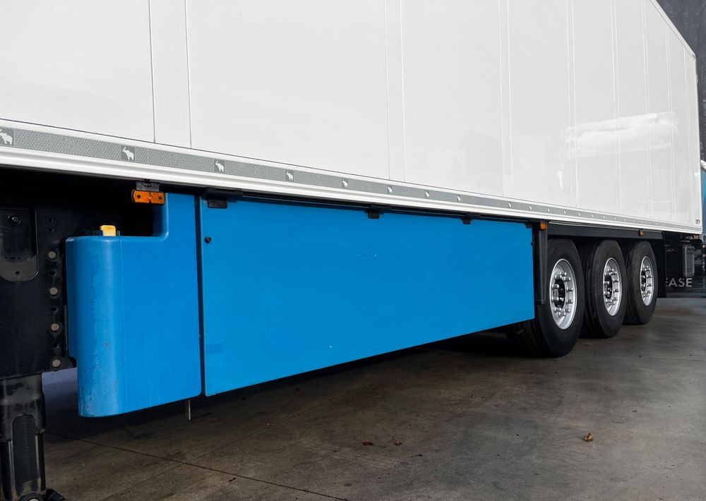 Semiremorcă frigider Schmitz Cargobull Chłodnia // Doppelstock // Oś podnoszona // Kosz Paletowy // Idealna!!!: Foto 6 Semiremorcă frigider Schmitz Cargobull Chłodnia // Doppelstock // Oś podnoszona // Kosz Paletowy // Idealna!!!: Foto 6