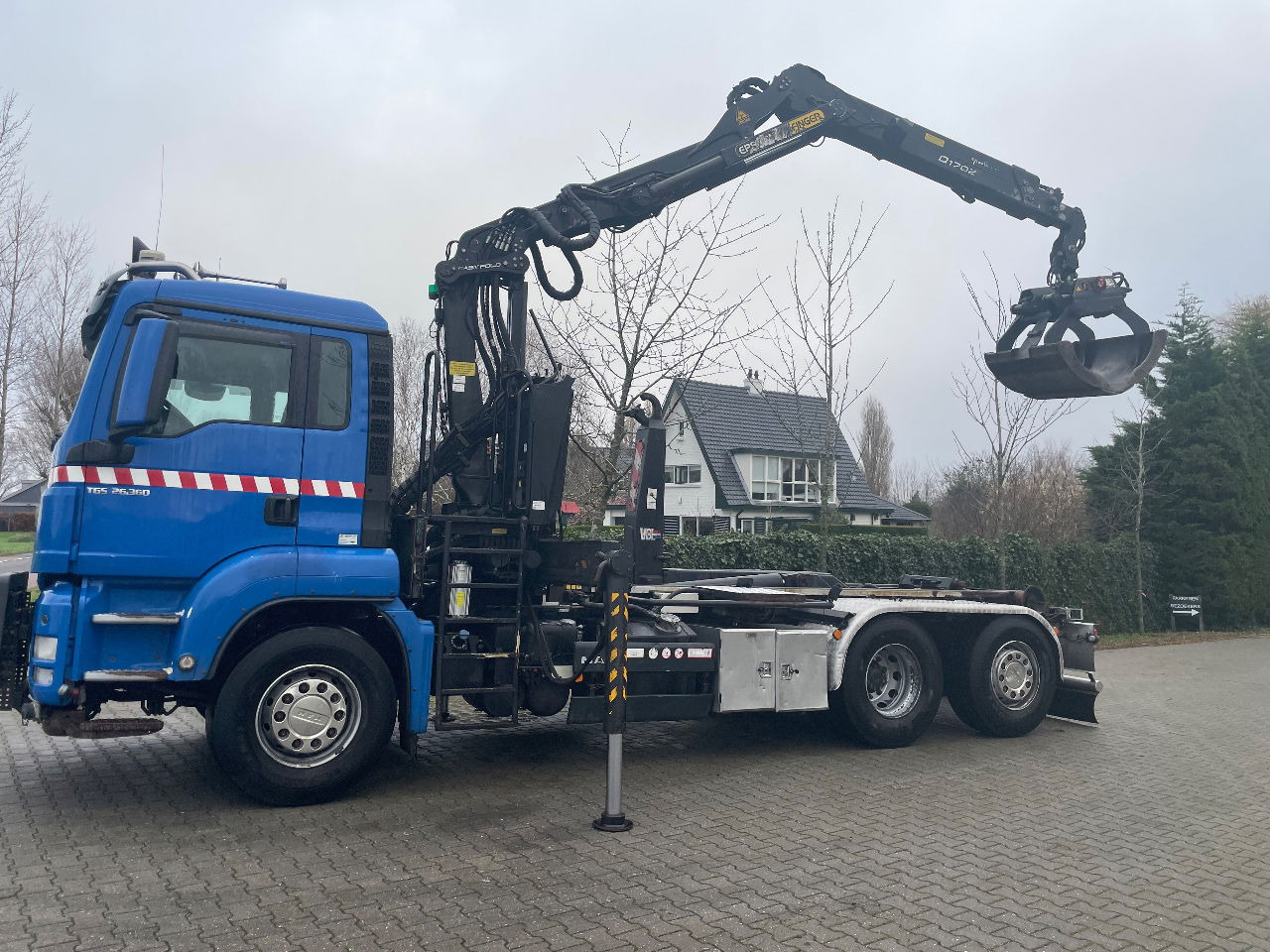 MAN TGS 26.360 with palfinger Z crane, remote controled crane - Camion transport containere/ Swap body, Camion cu macara: Foto 1 MAN TGS 26.360 with palfinger Z crane, remote controled crane - Camion transport containere/ Swap body, Camion cu macara: Foto 1