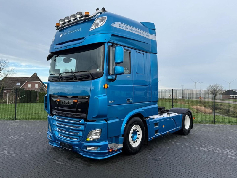 DAF XF 480 FT VOLLUCHT, LEREN STOELEN, PTO, KIPPER, SMART TACHO 2, TOP. - Cap tractor: Foto 3 DAF XF 480 FT VOLLUCHT, LEREN STOELEN, PTO, KIPPER, SMART TACHO 2, TOP. - Cap tractor: Foto 3