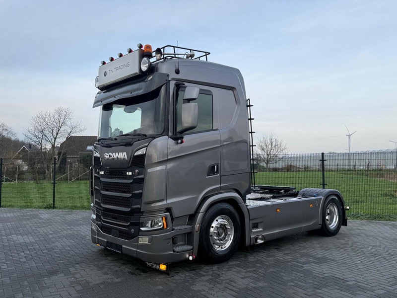 Scania S520 V8 NGS VOLLUCHT, ALCOA, PTO, KIPPER HYDRAULIC, LEREN STOELEN. - Cap tractor: Foto 3 Scania S520 V8 NGS VOLLUCHT, ALCOA, PTO, KIPPER HYDRAULIC, LEREN STOELEN. - Cap tractor: Foto 3