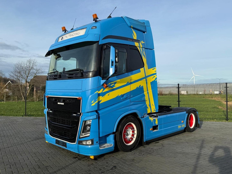 Volvo FH 13.540XL PERFORMANCE EDITION, LEATHER, FULL AIR, IPARK-COOL. - Cap tractor: Foto 3 Volvo FH 13.540XL PERFORMANCE EDITION, LEATHER, FULL AIR, IPARK-COOL. - Cap tractor: Foto 3
