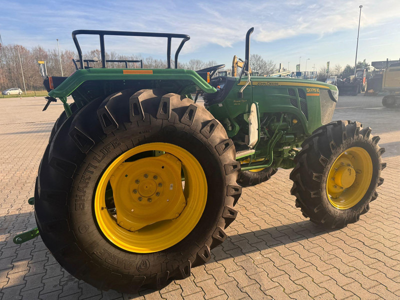 John Deere 5075E UNUSED, NO CE, ONLY FOR EXPORT! - Tractor agricol: Foto 5 John Deere 5075E UNUSED, NO CE, ONLY FOR EXPORT! - Tractor agricol: Foto 5