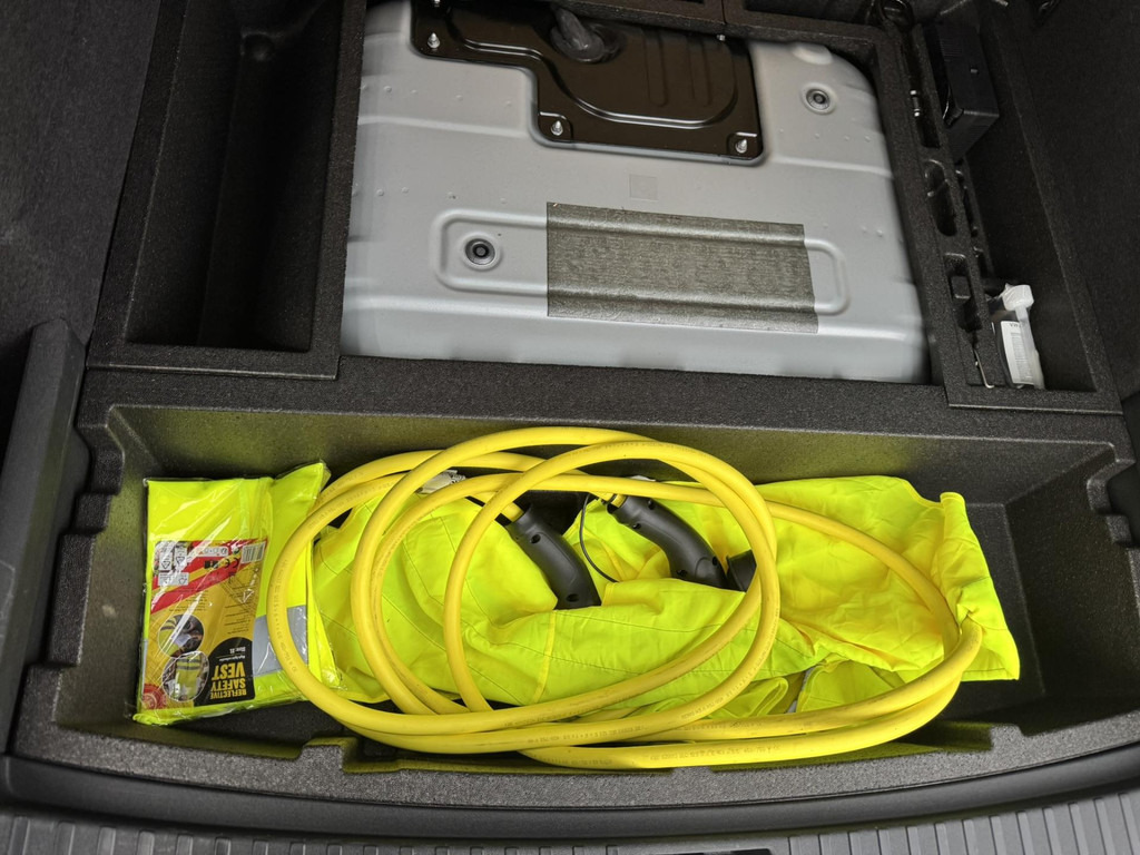 SUV Škoda Kodiaq-1.5 TSI PHEV Business Edition Full LED Adaptive cruis Climate Stoel-Stuurverwarming Apple / Android Navi Camera: Foto 14