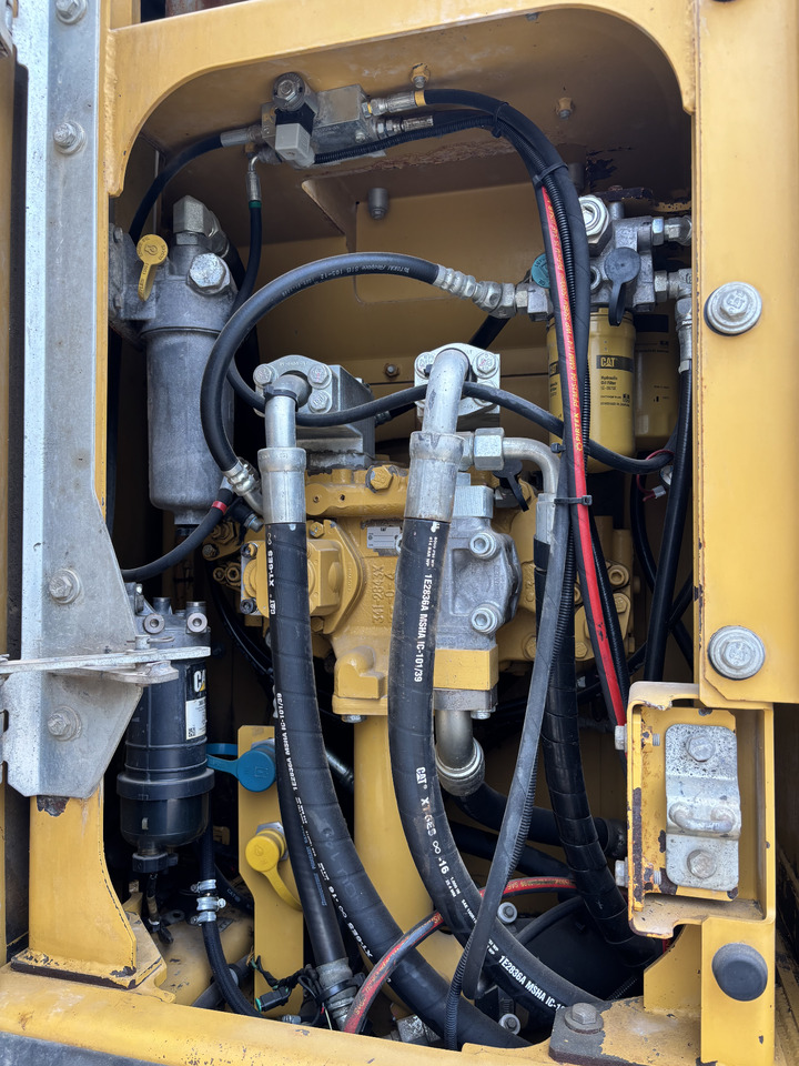 Excavator pe şenile CATERPILLAR 320EL RR: Foto 11 Excavator pe şenile CATERPILLAR 320EL RR: Foto 11