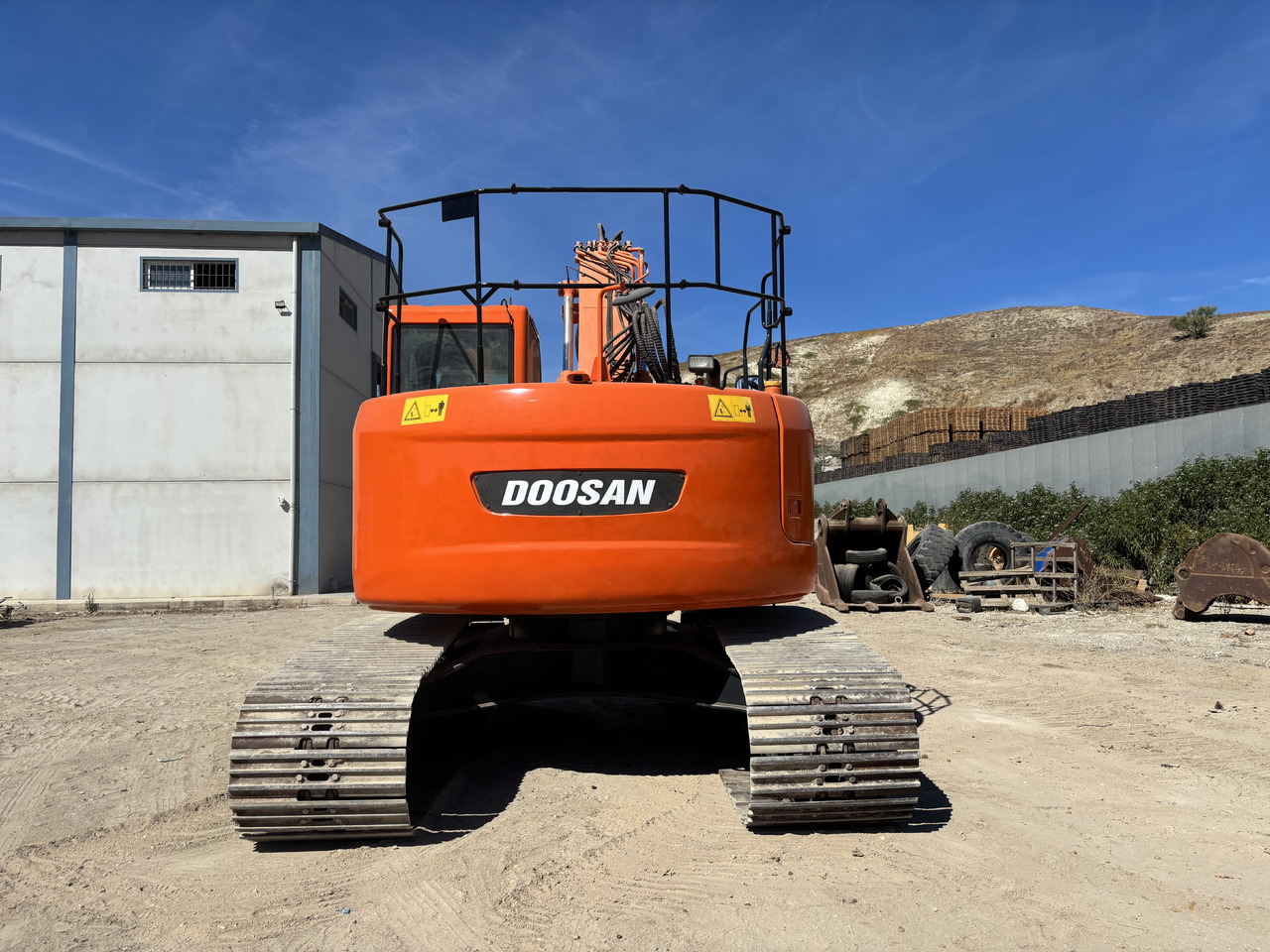 DOOSAN DX235LCR - Excavator pe şenile: Foto 4 DOOSAN DX235LCR - Excavator pe şenile: Foto 4