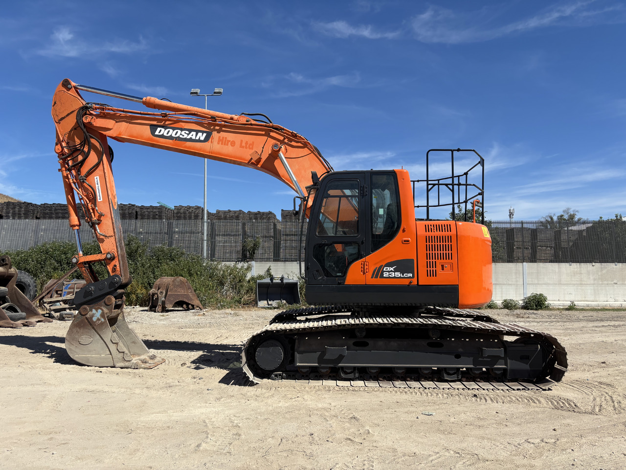 DOOSAN DX235LCR - Excavator pe şenile: Foto 2 DOOSAN DX235LCR - Excavator pe şenile: Foto 2