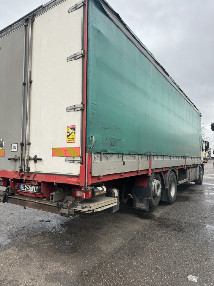 VOLVO FM 400 - Camion cu prelată: Foto 4 VOLVO FM 400 - Camion cu prelată: Foto 4