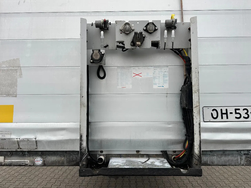 Schmitz Cargobull Closed Box / Bpw-Axle - Semiremorcă furgon: Foto 5 Schmitz Cargobull Closed Box / Bpw-Axle - Semiremorcă furgon: Foto 5