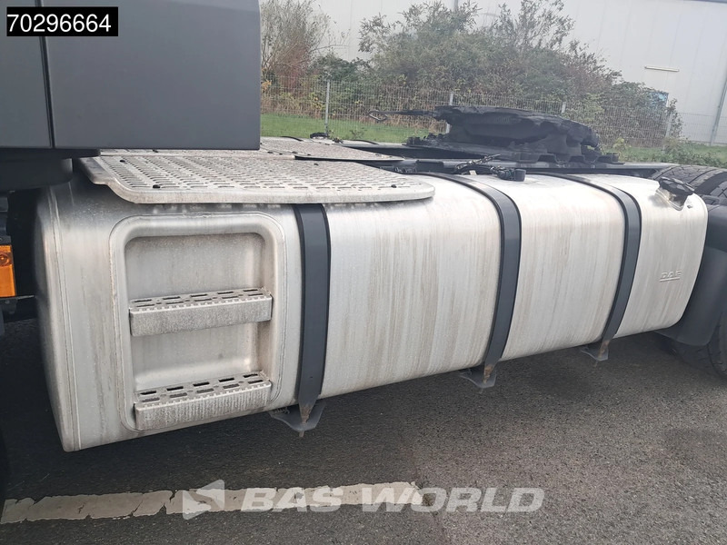 DAF XF 480 4X2 SSC Retarder 2xTanks ACC Standklima Euro 6 - Cap tractor: Foto 5 DAF XF 480 4X2 SSC Retarder 2xTanks ACC Standklima Euro 6 - Cap tractor: Foto 5