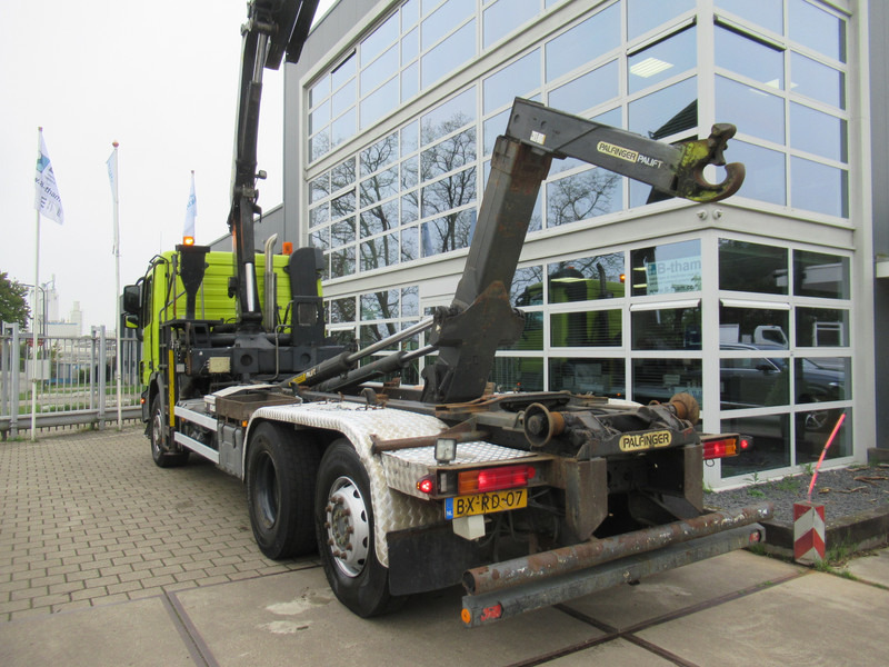 Mercedes-Benz Actros 2532 LTNLA 6X2 Hooklift + Crane, Haak - Kraan - Camion cu cârlig, Camion cu macara: Foto 5 Mercedes-Benz Actros 2532 LTNLA 6X2 Hooklift + Crane, Haak - Kraan - Camion cu cârlig, Camion cu macara: Foto 5