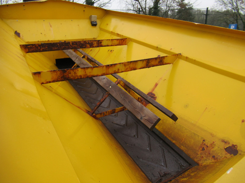 NIDO STRATOS B40-42 PALN Rotopower 4m3 + 2.200L Salzstreuer Saltspreader Zoutstrooier - Sararita: Foto 5 NIDO STRATOS B40-42 PALN Rotopower 4m3 + 2.200L Salzstreuer Saltspreader Zoutstrooier - Sararita: Foto 5