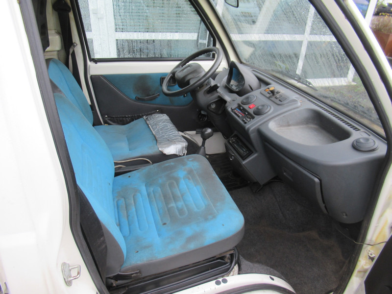 Autoutilitară basculantă Piaggio Porter 1.3 Bi-Fuel LPG + Benzine Kipper Tipper: Foto 6 Autoutilitară basculantă Piaggio Porter 1.3 Bi-Fuel LPG + Benzine Kipper Tipper: Foto 6