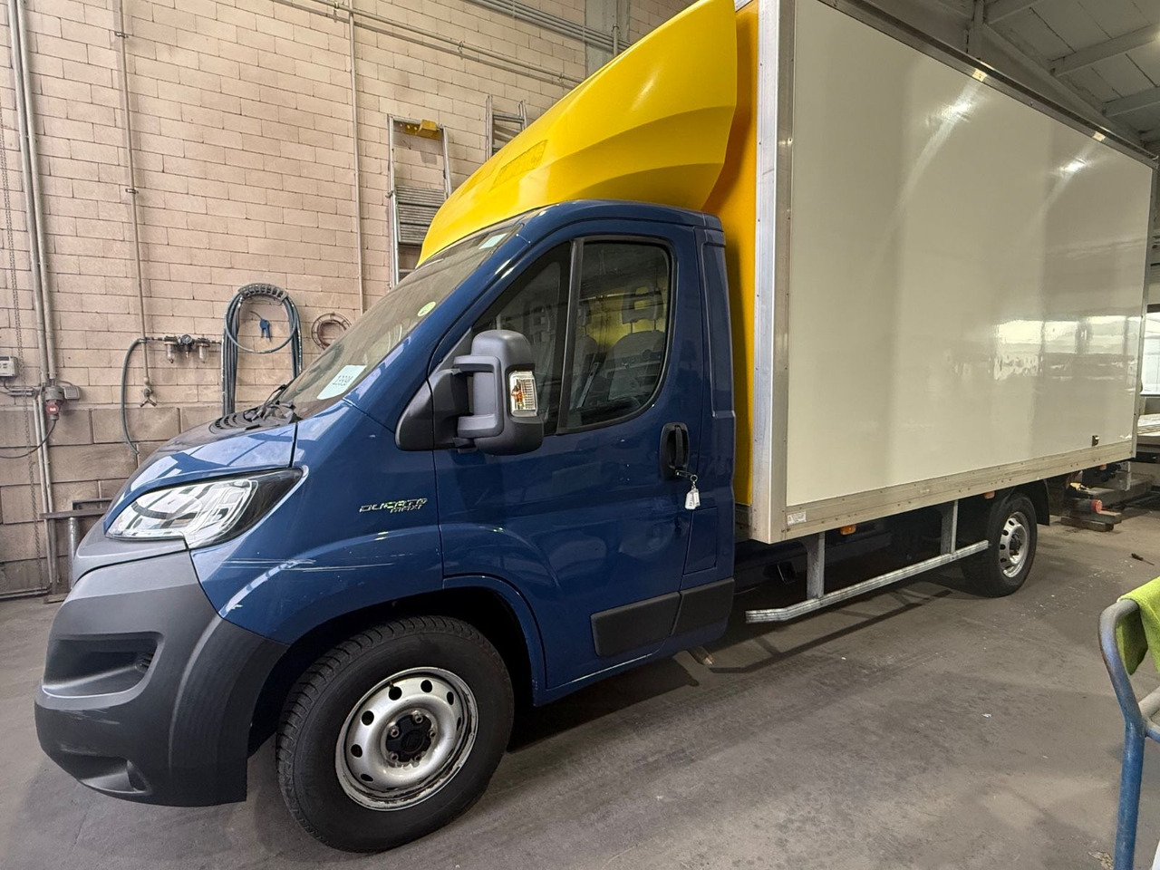 Fiat Ducato CC Maxi 3.5 2.3MJT, Koffer, Lbw - Autoutilitară box: Foto 1 Fiat Ducato CC Maxi 3.5 2.3MJT, Koffer, Lbw - Autoutilitară box: Foto 1