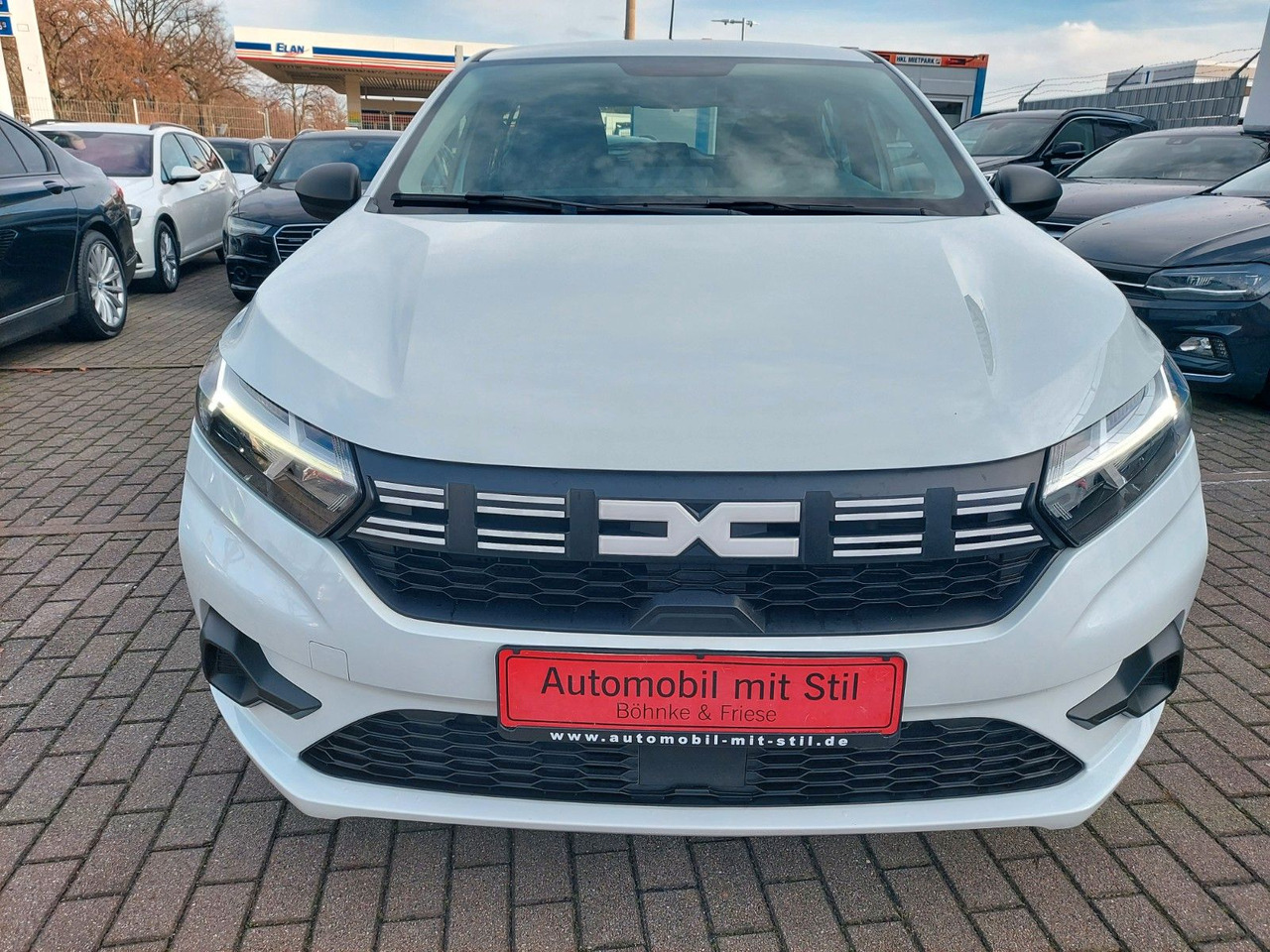 Dacia Sandero III Essential Klima DAB M+S Android PDC - Berlină/ Sedan: Foto 2 Dacia Sandero III Essential Klima DAB M+S Android PDC - Berlină/ Sedan: Foto 2