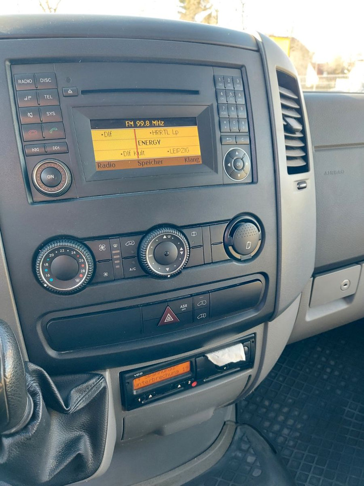 Microbuz, Transport persoane Mercedes-Benz Sprinter II Kasten 516 CDI 4X4 Klima AHK Mercedes-Benz Sprinter II Kasten 516 CDI 4X4 Klima AHK: Foto 19 Microbuz, Transport persoane Mercedes-Benz Sprinter II Kasten 516 CDI 4X4 Klima AHK Mercedes-Benz Sprinter II Kasten 516 CDI 4X4 Klima AHK: Foto 19