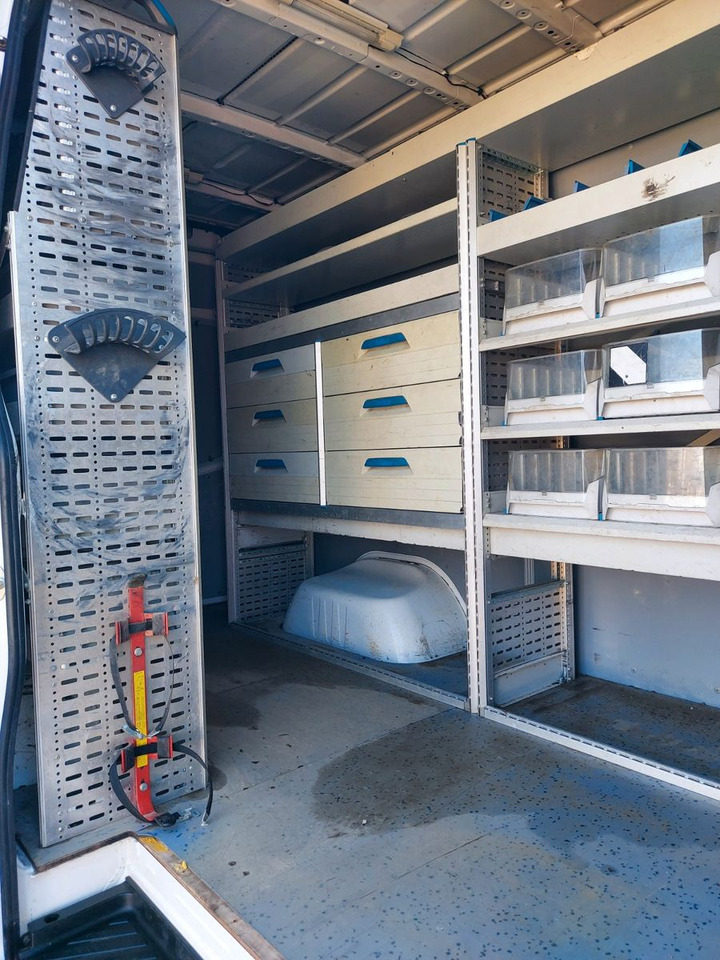 Microbuz, Transport persoane Mercedes-Benz Sprinter II Kasten 516 CDI 4X4 Klima AHK Mercedes-Benz Sprinter II Kasten 516 CDI 4X4 Klima AHK: Foto 22 Microbuz, Transport persoane Mercedes-Benz Sprinter II Kasten 516 CDI 4X4 Klima AHK Mercedes-Benz Sprinter II Kasten 516 CDI 4X4 Klima AHK: Foto 22