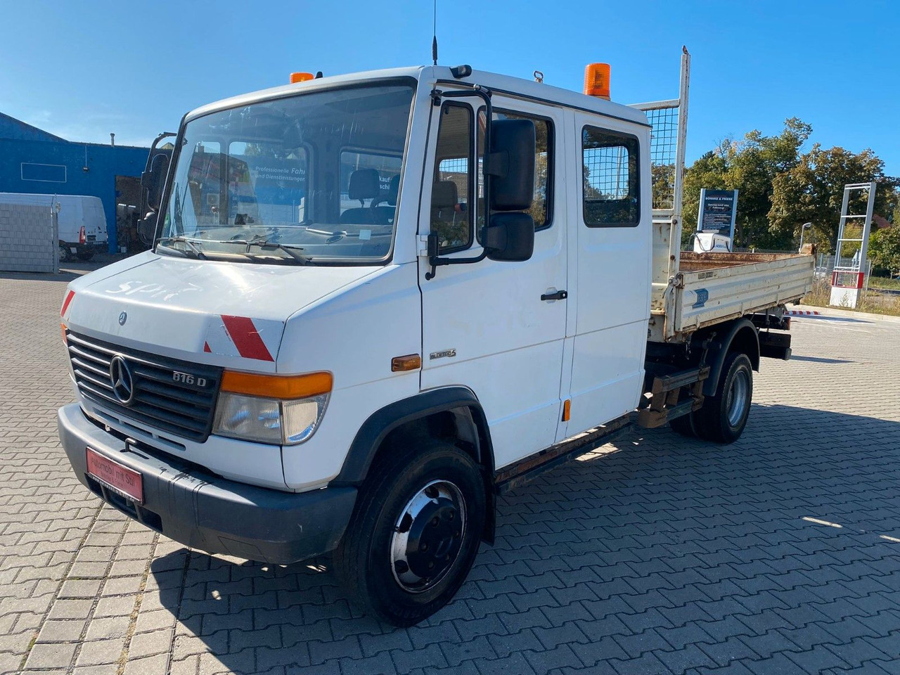 Mercedes-Benz VARIO 816D Doka 3 Seiten Kipper Meiller - Autoutilitară basculantă, Autoutilitară cabină dublă: Foto 3 Mercedes-Benz VARIO 816D Doka 3 Seiten Kipper Meiller - Autoutilitară basculantă, Autoutilitară cabină dublă: Foto 3