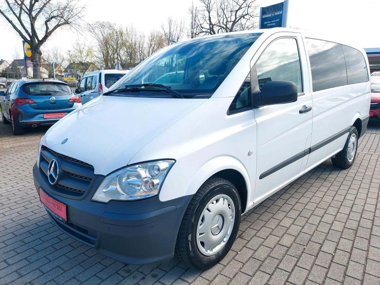 Mercedes-Benz Vito V6 165 KW 224 PS KLIMA Standheiz. SHZ TEMPO - Transport persoane: Foto 4 Mercedes-Benz Vito V6 165 KW 224 PS KLIMA Standheiz. SHZ TEMPO - Transport persoane: Foto 4