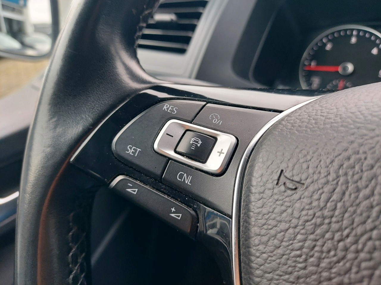 Volkswagen T6 Caravelle Comfortline Lang DSG 8 Sitze ACC - Transport persoane: Foto 2 Volkswagen T6 Caravelle Comfortline Lang DSG 8 Sitze ACC - Transport persoane: Foto 2