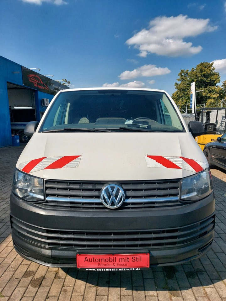 Volkswagen T6 Transporter Kasten Kombi lang Motorschaden - Transport persoane: Foto 3 Volkswagen T6 Transporter Kasten Kombi lang Motorschaden - Transport persoane: Foto 3