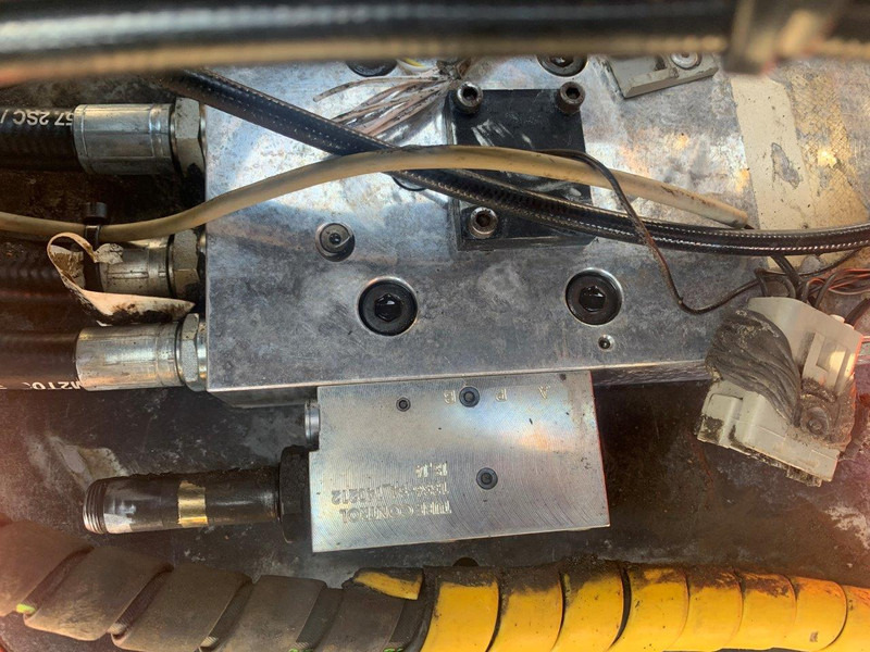 INDEXATOR R8 - Tiltrotator: Foto 5 INDEXATOR R8 - Tiltrotator: Foto 5