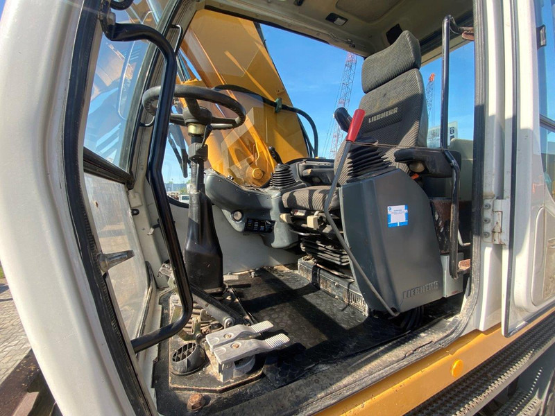 Liebherr A316 Litronic NVT - Excavator pe roţi: Foto 3 Liebherr A316 Litronic NVT - Excavator pe roţi: Foto 3