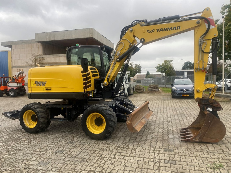 Excavator pe roţi Yanmar B95w NVT: Foto 6