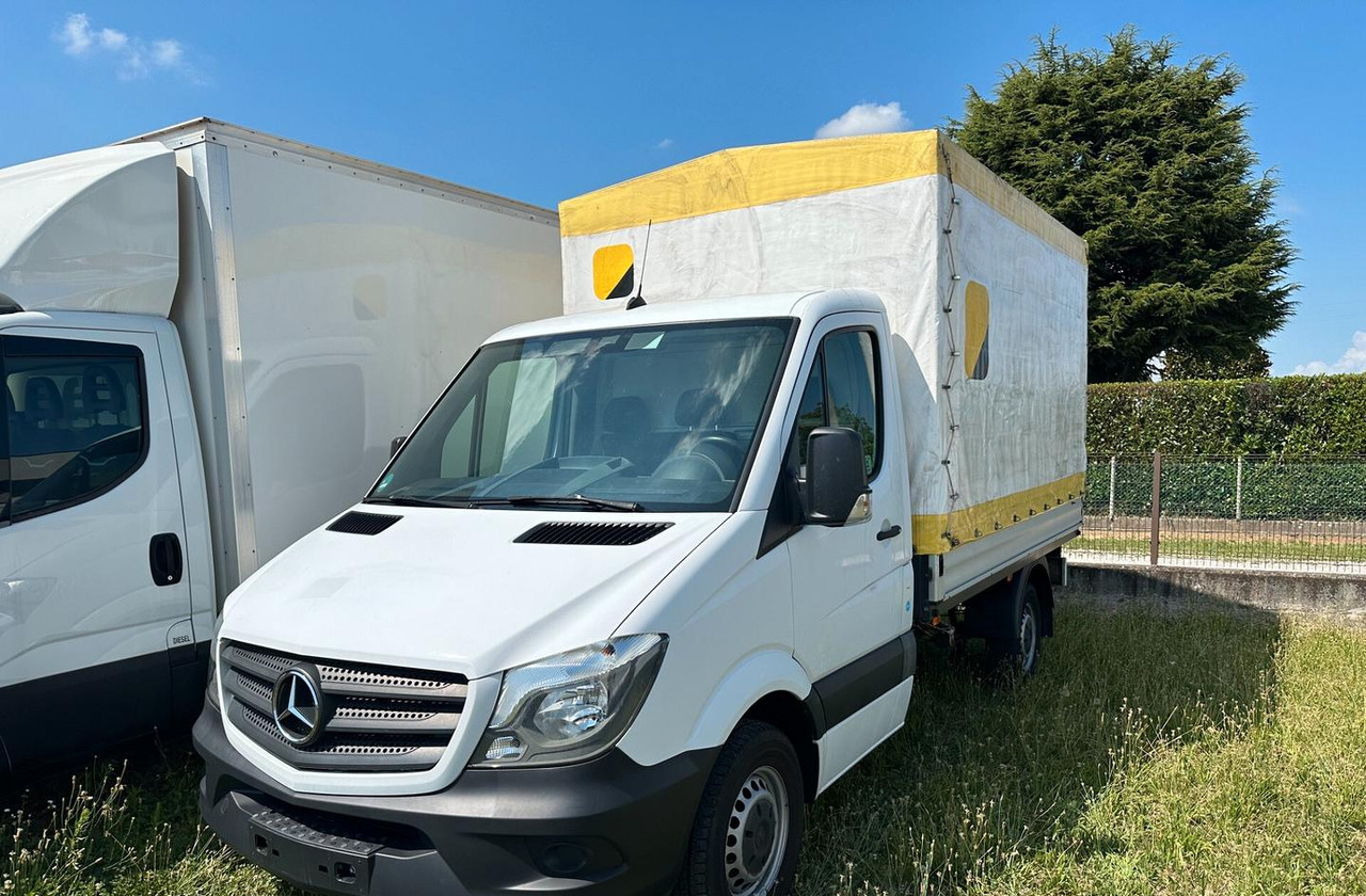 Mercedes Benz 211 centina euro 6 - Autoutilitară cu prelată: Foto 1 Mercedes Benz 211 centina euro 6 - Autoutilitară cu prelată: Foto 1