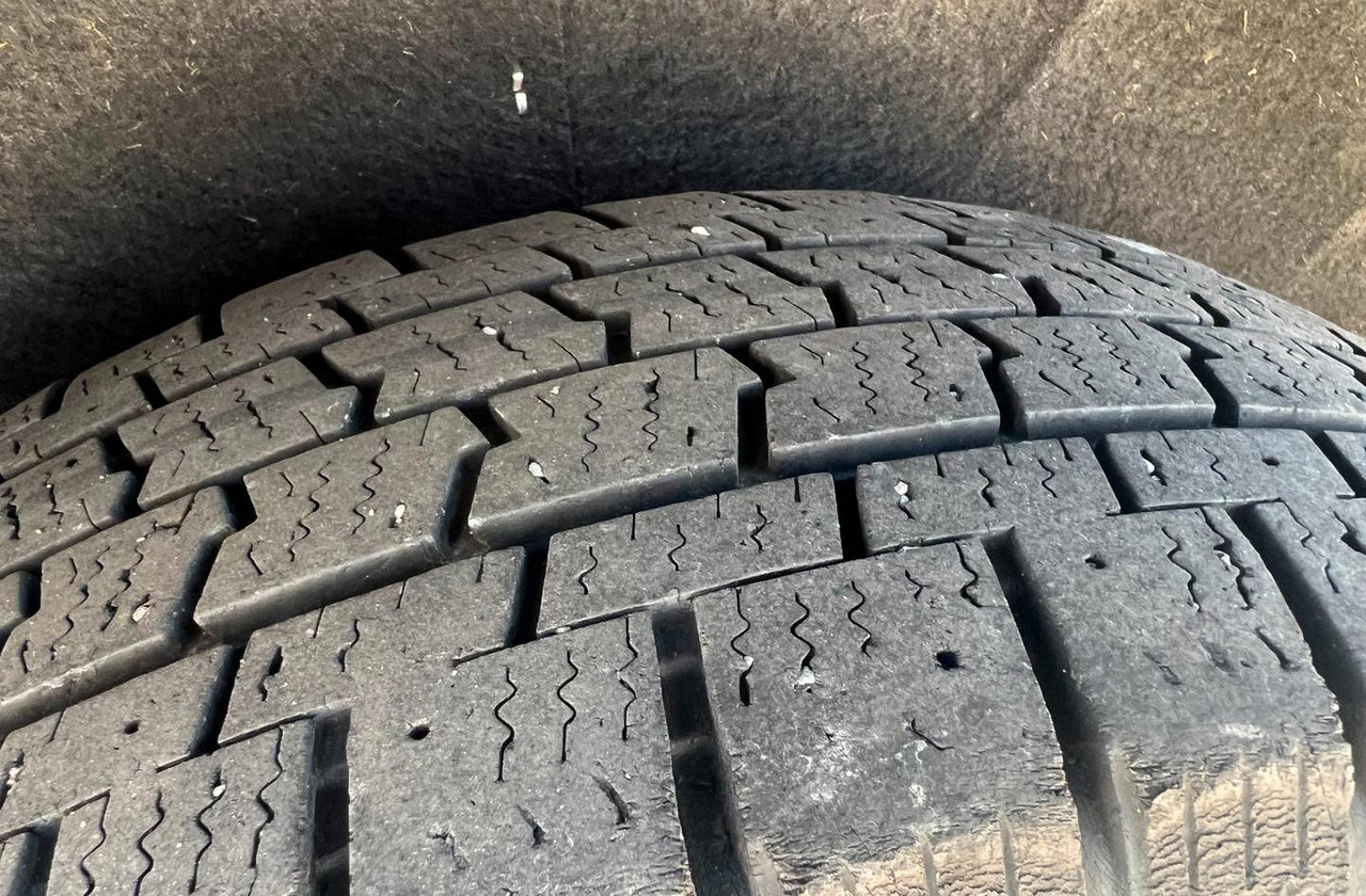 Mercedes vito 111 - Dubă: Foto 3 Mercedes vito 111 - Dubă: Foto 3