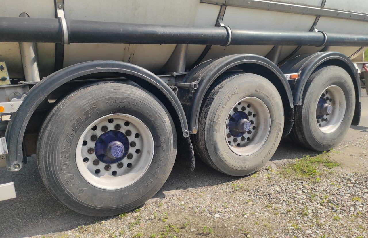 Farcinox FX-3-11 - Semiremorcă cisternă: Foto 5 Farcinox FX-3-11 - Semiremorcă cisternă: Foto 5