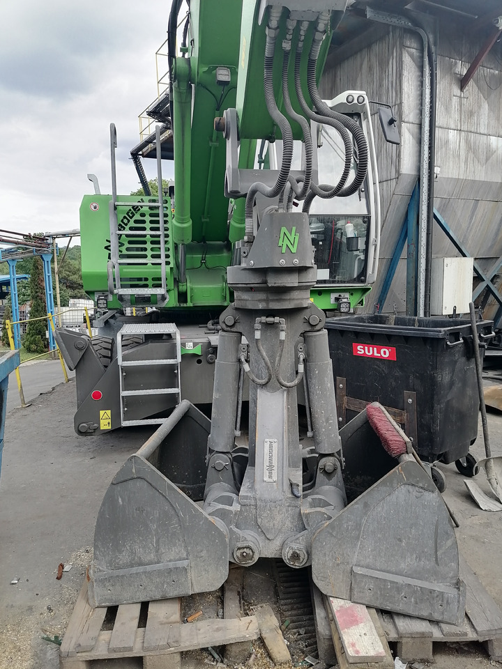 Sennebogen 825M E - Excavator pentru manipulare de materiale: Foto 4 Sennebogen 825M E - Excavator pentru manipulare de materiale: Foto 4