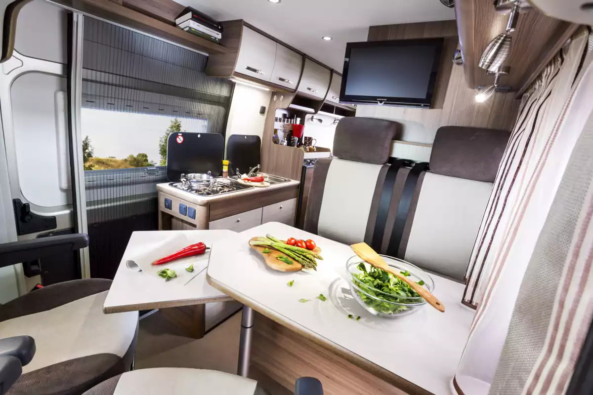 Bravia Mobil Swan 636 PEUGEOT BOXER, EURO 6.4 - Camper van: Foto 4 Bravia Mobil Swan 636 PEUGEOT BOXER, EURO 6.4 - Camper van: Foto 4