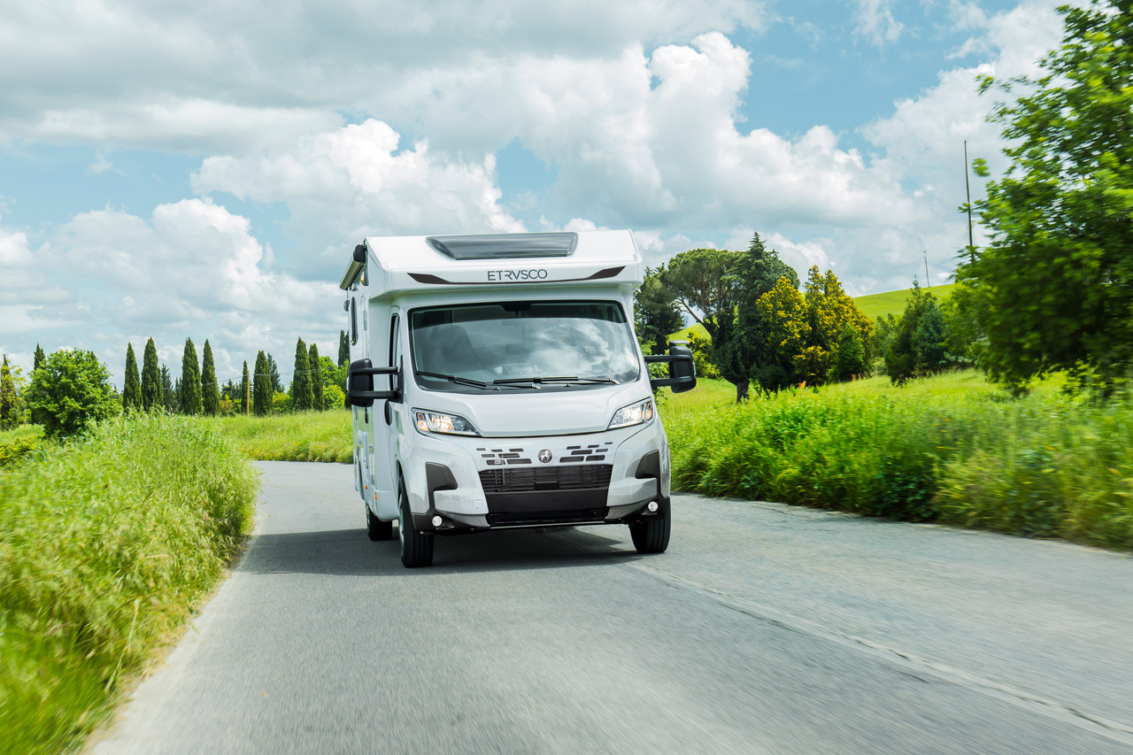 Etrusco T 7.3 QCF - Autorulotă semi-integrată: Foto 5 Etrusco T 7.3 QCF - Autorulotă semi-integrată: Foto 5